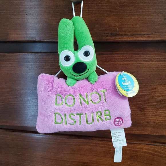 Hallmark Toys Vintage Hoops Yoyo Plush Door Hanger Do Not Disturb(01)